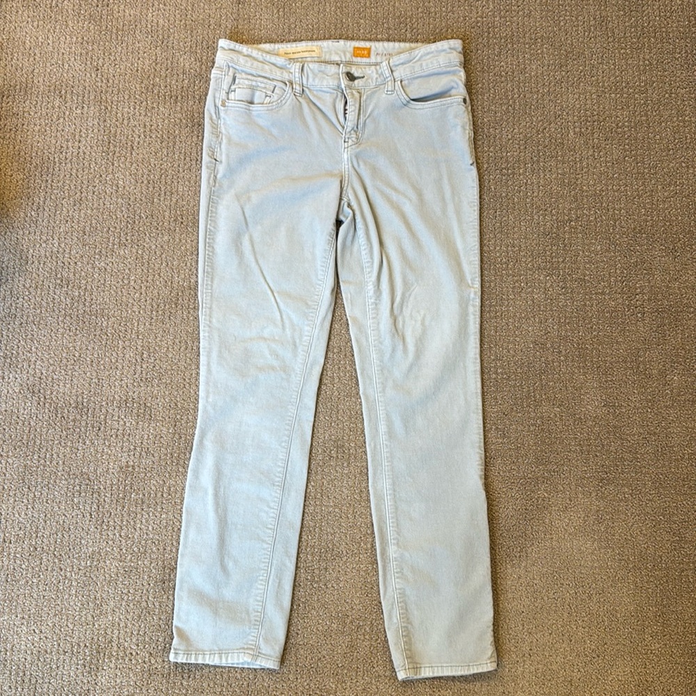 Pilcro and the letterpress corduroy straight cut pants with side zip. Size 29